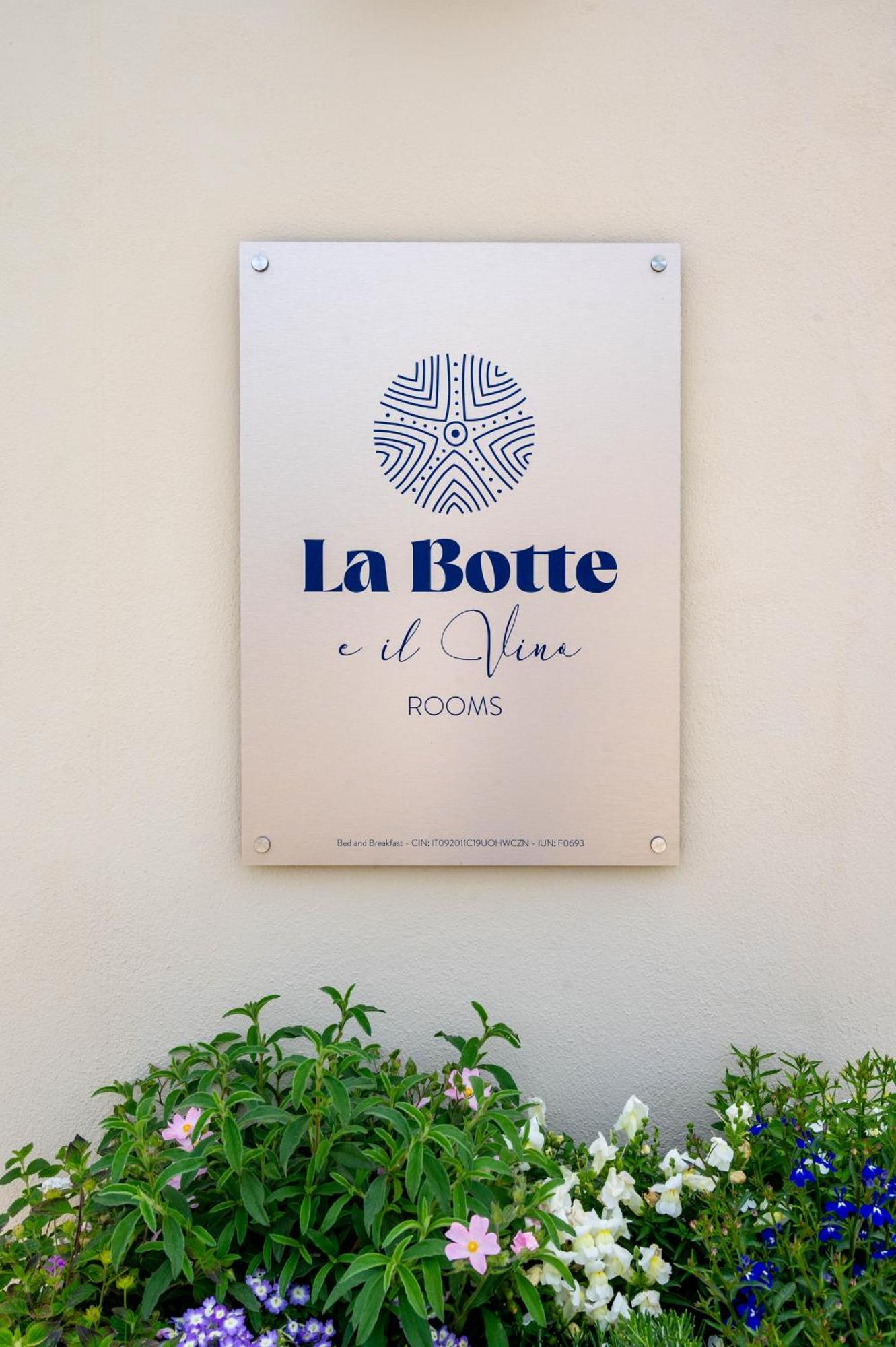 La Botte E Il Vino Rooms Capoterra Exterior foto